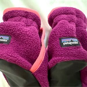 NWOT Patagonia slippers unisex size 18-24 months